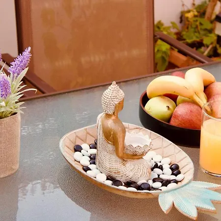 Jasmine - Your Perfect Escape * 纳夫普利翁